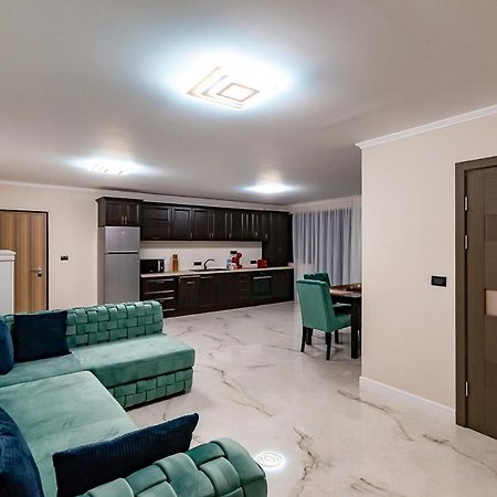 Apartamento Moky Rezident Arad Exterior foto